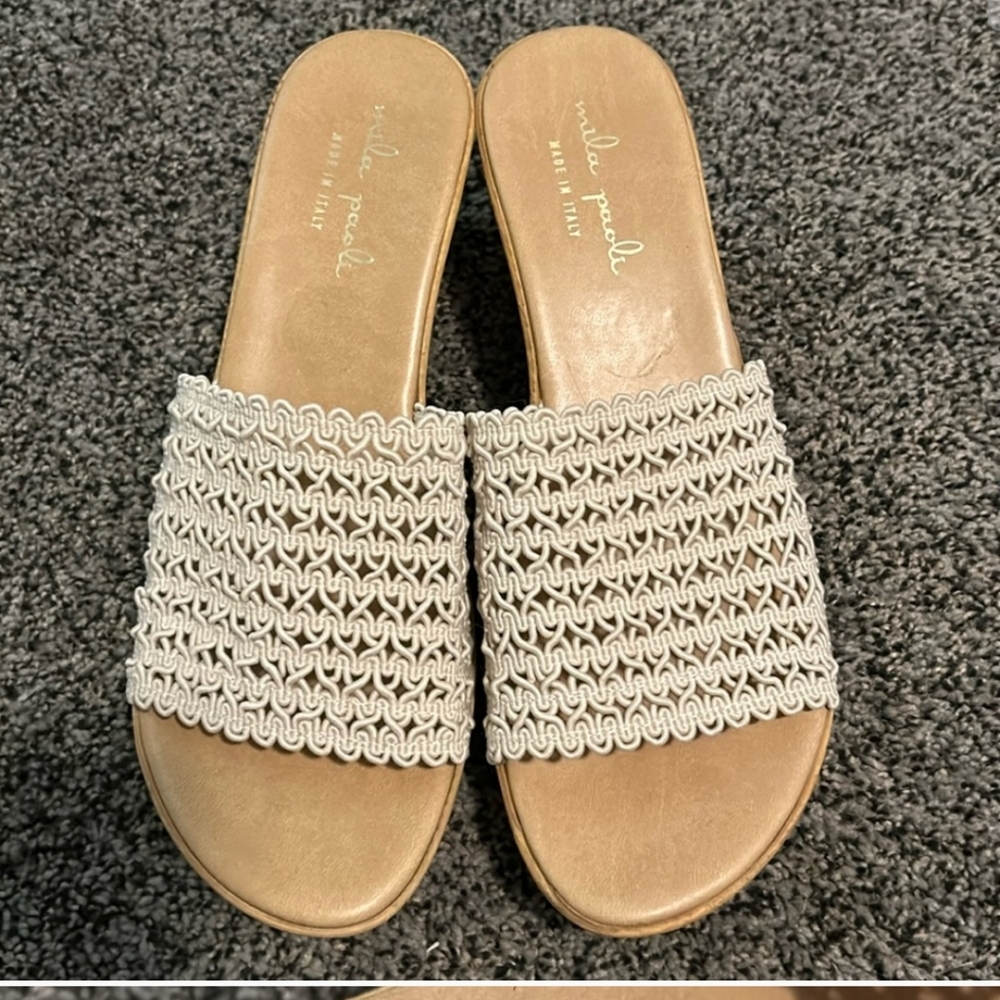 Platform sandals
